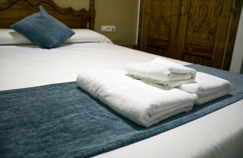 Valdepenas Hotel | Hostal Valdepeñas by Bossh Hotels