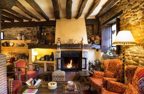San Pelayo de Montija Hotel | Hotel Rural Zalama