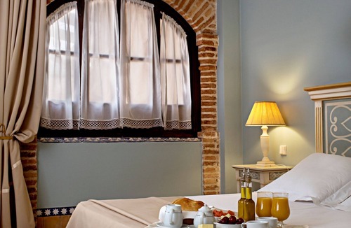 Carmona Hotel | Hotel Alcázar de La Reina