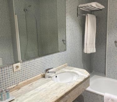 Duenas Hotel | Hotel Camino Real