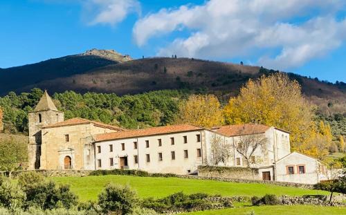 San Martin de Trevejo Hotel | Hotel Conventual Sierra de Gata