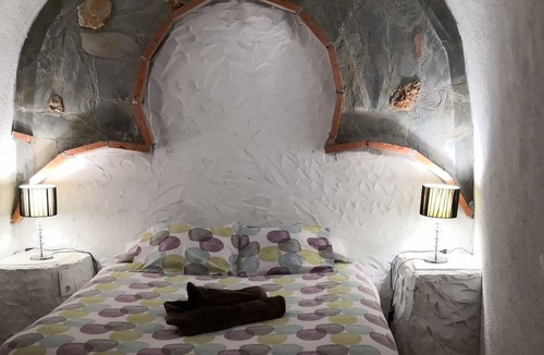 Guadix Hotel | Hotel Cuevas Abuelo Ventura