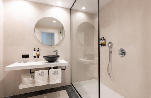Castillo de Sabinillas Hotel | Hotel Duquesa Golf Club