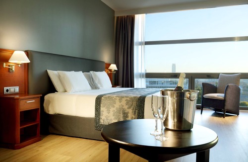 Triana Hotel | Hotel Exe Isla Cartuja