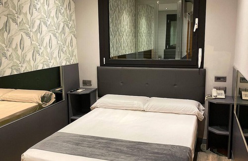 Humanes de Madrid Hotel | Hotel Fabrik