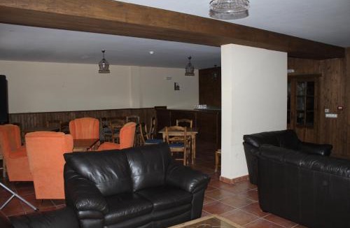 Navarredonda de Gredos Hotel | Hotel Garabatos