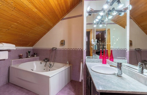 Castilleja de la Cuesta Hotel | Hotel Hacienda Santa Barbara