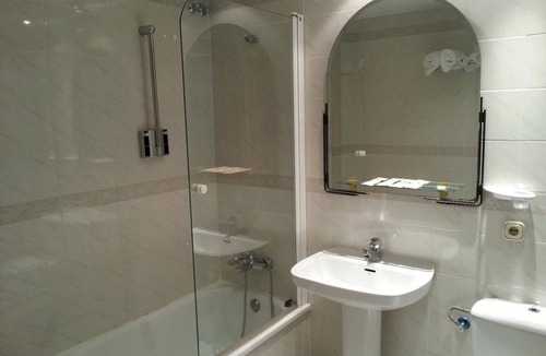 Albolote Hotel | Hotel La Curva