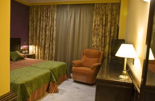 Puente Genil Hotel | Hotel Las Acacias