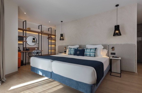 Marbella Seafront Promenade Hotel | Hotel Lima - Adults Recommended