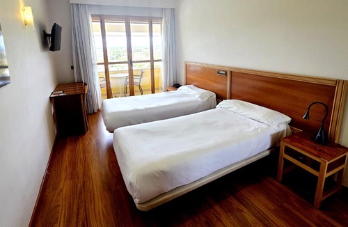 Malpartida de Caceres Hotel | Hotel Los Barruecos