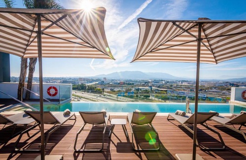 Carretera de Cadiz Hotel | Hotel Málaga Vibes
