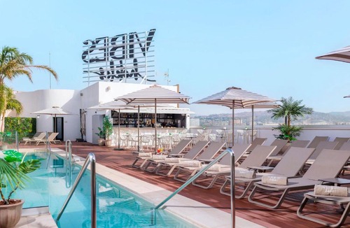 Carretera de Cadiz Hotel | Hotel Málaga Vibes