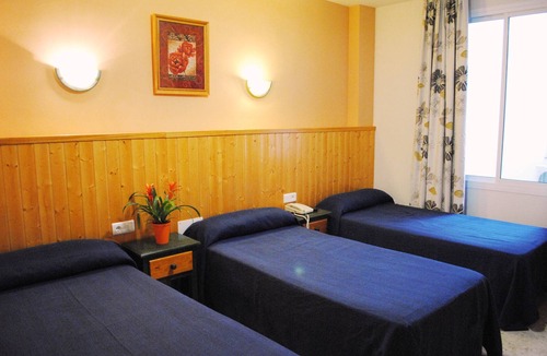 La Cala del Moral Hotel | Hotel Maria Cristina