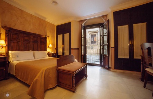 La Catedral Hotel | Hotel Posada de Vallina by MiRa