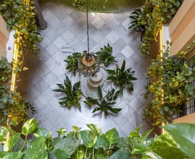 Centro - Sagrario Hotel | Hotel Reina Cristina