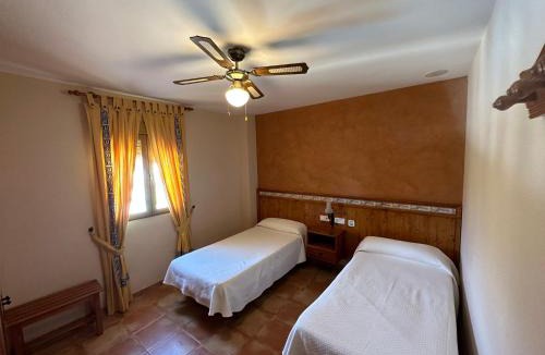 Alhama de Granada Hotel | Hotel Restaurante Los Caños de la Alcaiceria
