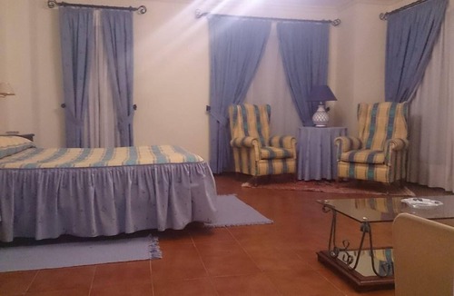 Antequera Hotel | Hotel Restaurante La Yedra