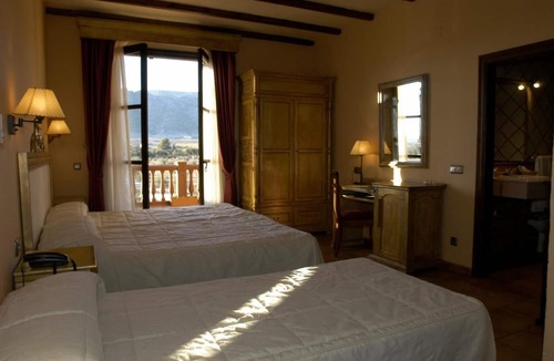 Campocamara Hotel | Hotel Rural Los Nogales