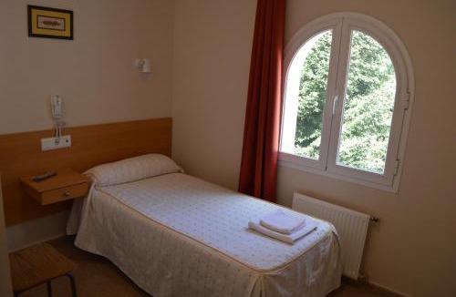Fuenteheridos Hotel | Hotel Rural Villa Onuba