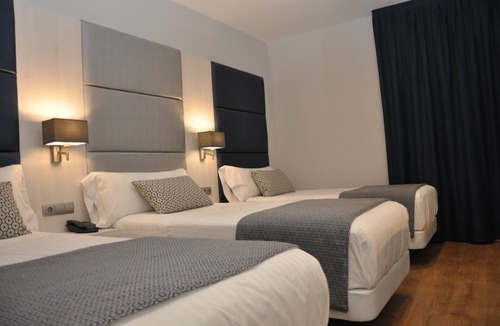 La Trinidad-San Juan y Todos los Santos Hotel | Hotel Selu