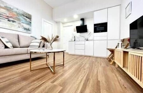 Poniente-Sur Apartment | House in City Garden 2