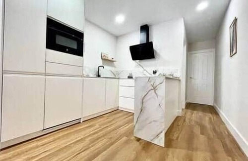 Poniente-Sur Apartment | House in City Garden 3