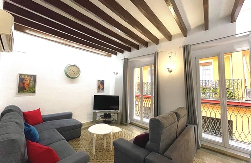 Triana House | House - Rooftop&HOT TUB -StayInSeville 1614ft² 5Be