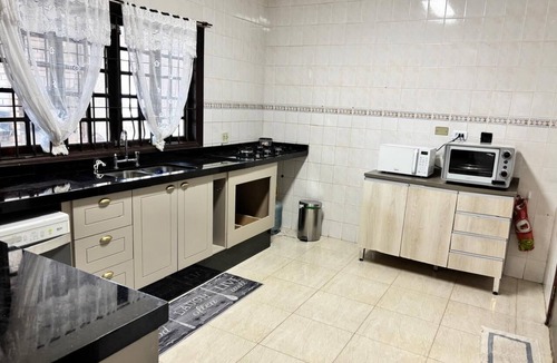 Boraceia House | House, w/Pool, Barbecue, WIFI, 3 Bedrooms w/Air Conditioning (1 suite)