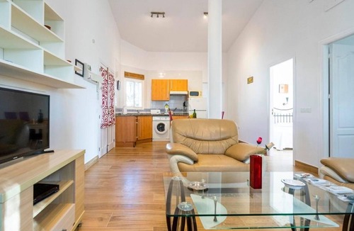 Chilches Apartment | "Huelva" mit Gemeinschaftspool in einem andalusischen "Cortijo" in Chilches by Interhome