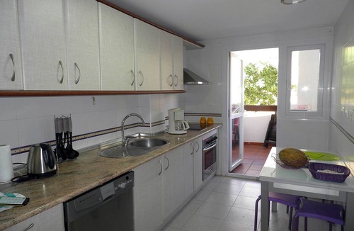Estepona Apartment | Ideal location near the Marina