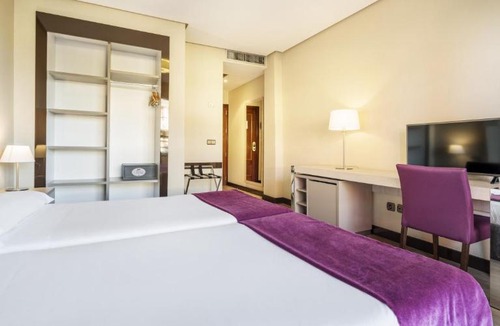 Badajoz Hotel | Ilunion Golf Badajoz