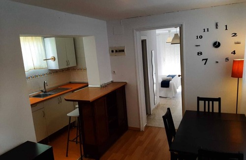 Almensilla House | Independent apartment in villa with 3000m plot and shared pool