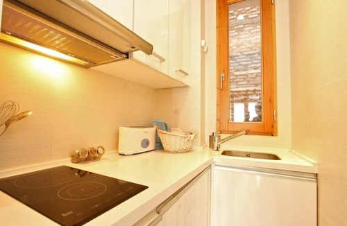 Central District Apartment | INSIDE APARTMENT GOMEREZ 39 PENTHOUSE
