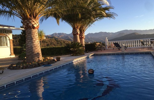 Sayalonga House | Intimate villa sea/mountain view pool palms free WiFi AC heating sauna fireplace