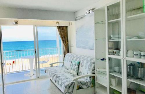 Platja d'Aro Apartment | Investingspain Studio beach paradise front sea views on the beach