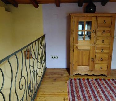 Fuenteheridos Ski Chalet | Jardín natural