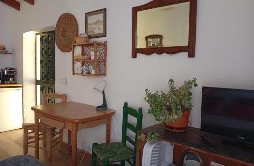 Macharaviaya Apartment | Jardin de Mucho