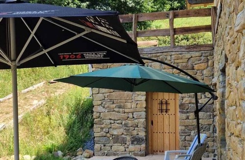 Orozko Cottage | Jentilbaratze: More Than Just a Country House. Multifunctional space surrounded by nature