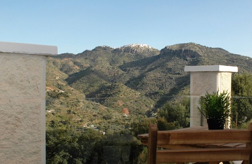 Comares Apartment | Jingtu Wellness & Spa Amitabha