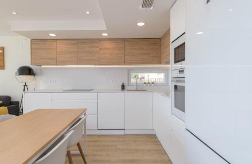 Pedregalejo Apartment | Juan Valera - Bellavista