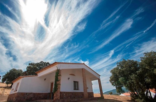 Aldeaquemada House | La Aldeílla