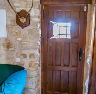 Rus House | La alegria de las cuevas