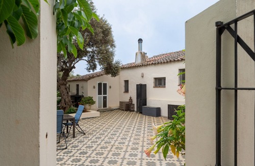 Zufre House | La Arborea Country House with Mountain Views, Private Terrace, and Wi-Fi