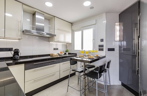 La Cala del Moral Apartment | La Cala-Flores Beach by Stay Belonio