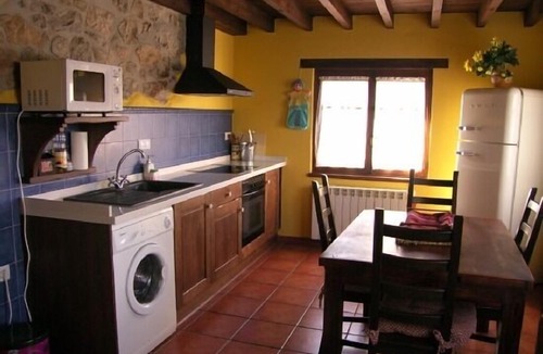 Mestas de Con Cottage | La Candaliega rural apartment for 2 people