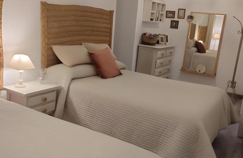 Alcala de los Gazules Apartment | La Casa De Loto