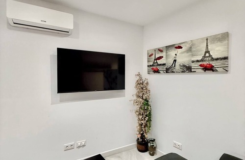 Distrito Centro Apartment | La Casa de July Moderna