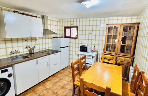 Rascafria House | La Casa de la Plaza: Cozy rural house in the heart of Rascafría