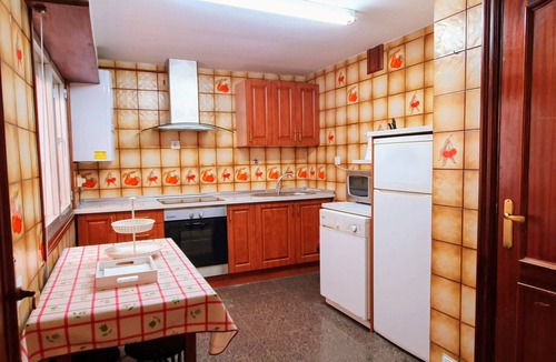 Laguardia Old Town Apartment | La Casa de Lorenzo, complete & practical accommodation. In Laguardia center!